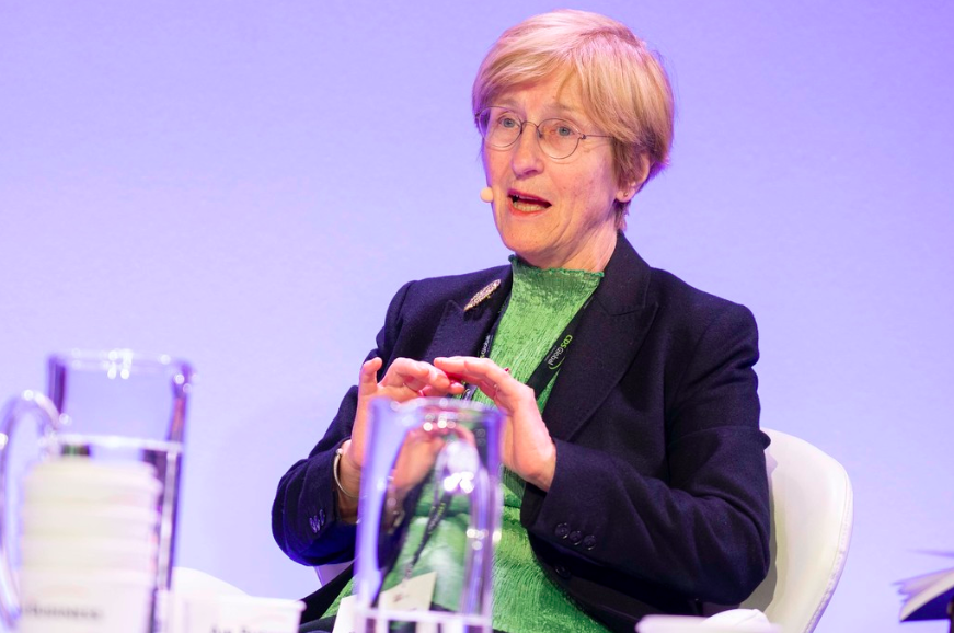 Dame Frances Cairncross ()